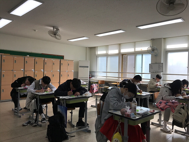 보은정보고, 흡연예방, 사과데이, 독도의 날 행사 등 다양한 체험활동 실시 